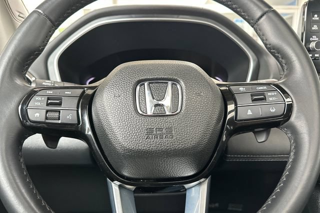 Used 2025 Honda Pilot Touring image 24
