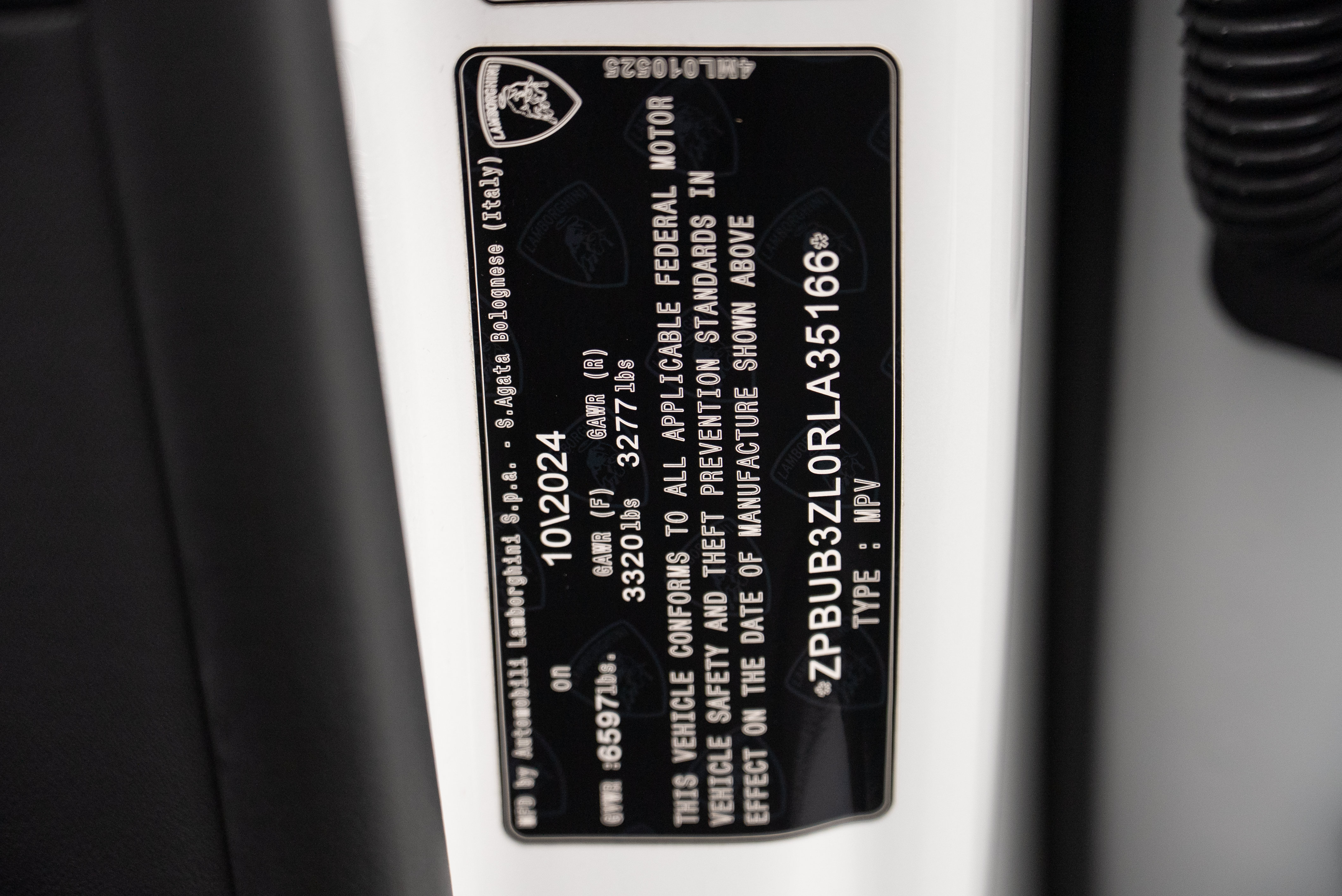 Used 2024 Lamborghini Urus S AWD/4WD image 11