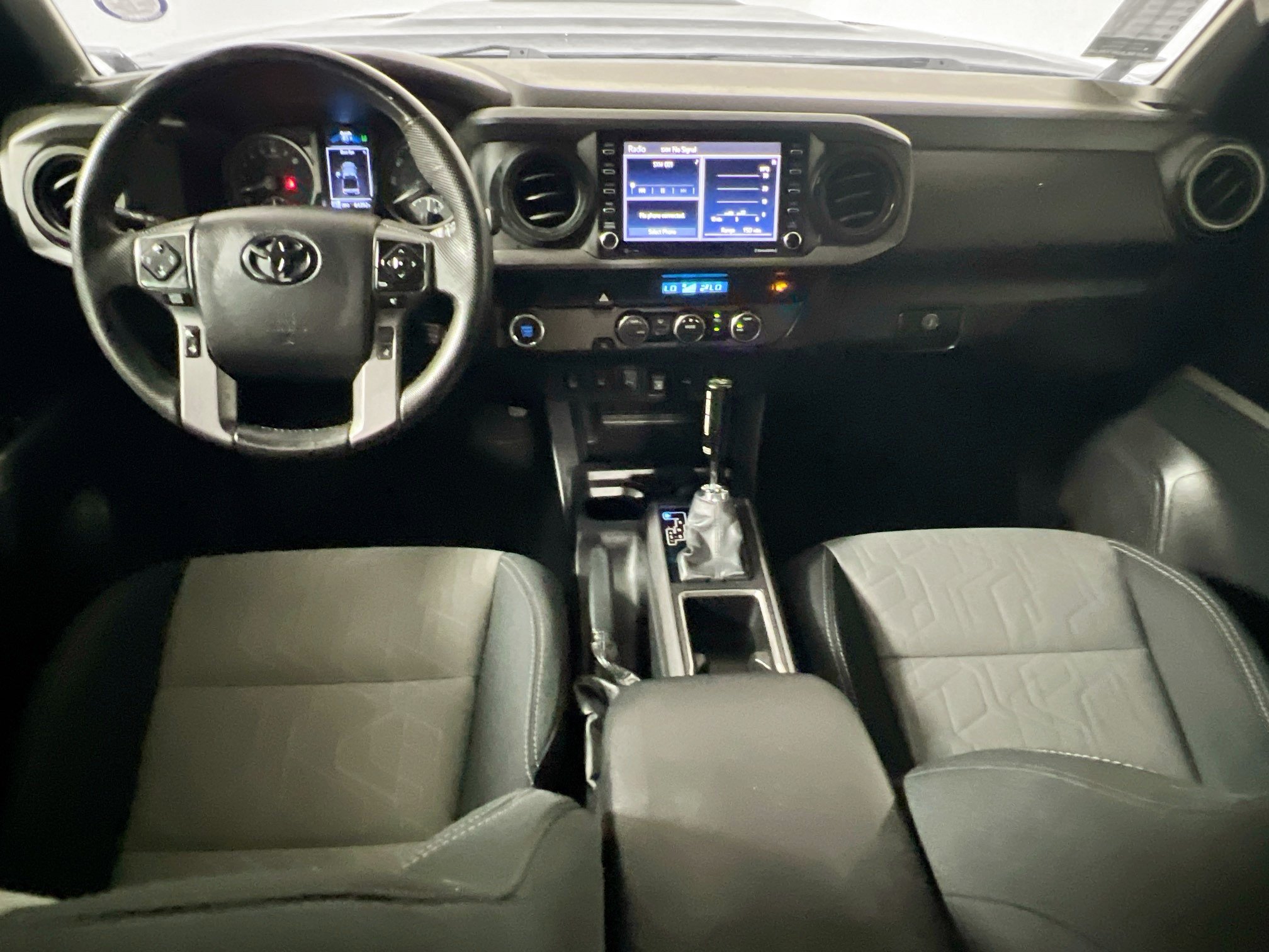 Used 2022 Toyota Tacoma TRD Off-Road RWD image 30