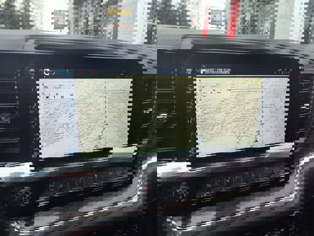 Used 2025 Chevrolet Silverado 3500 LTZ w/ LTZ Plus Package image 18