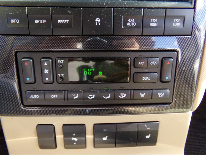 Used 2008 Ford Explorer Sport Trac Limited AWD/4WD image 60
