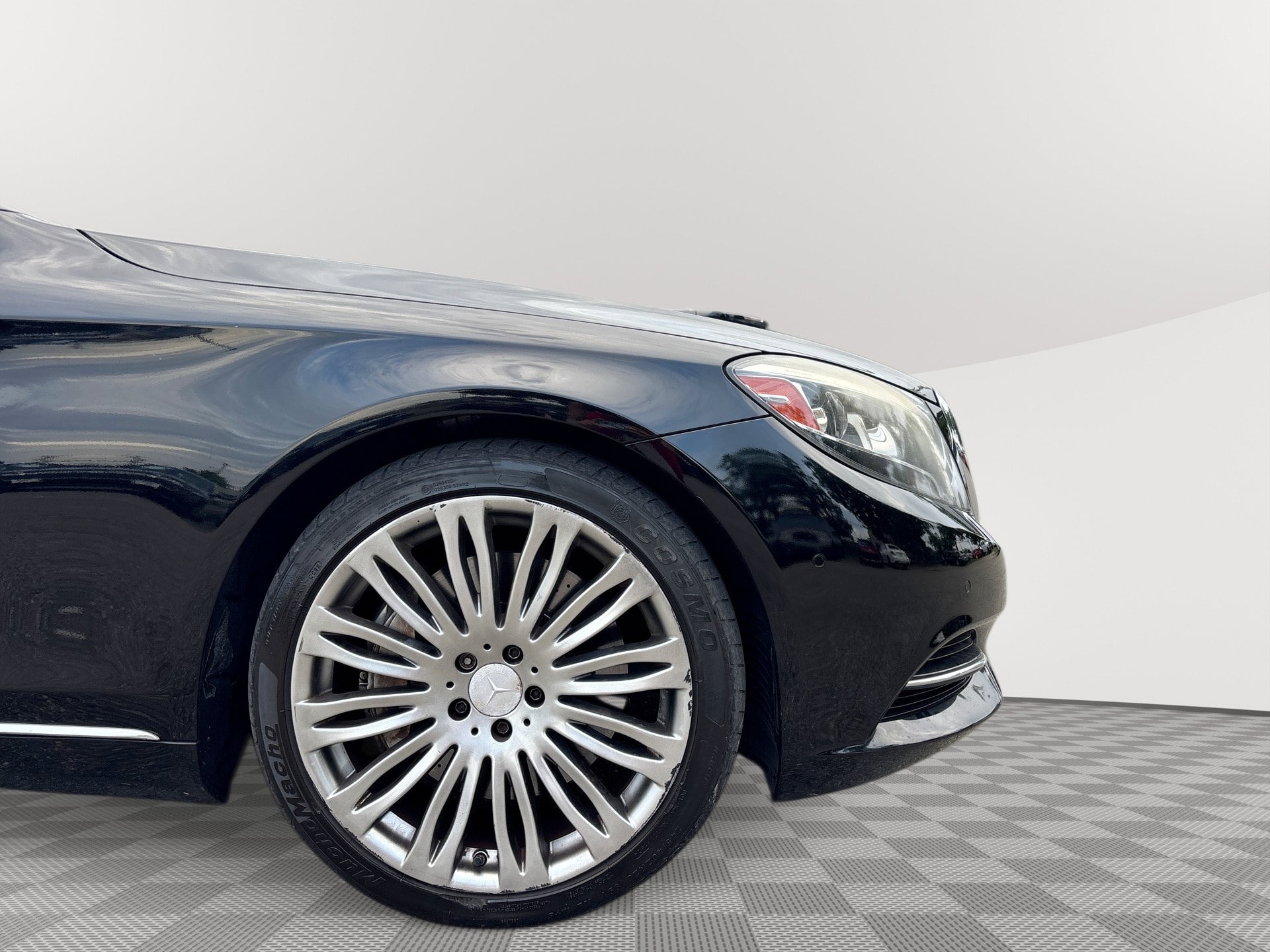 Used 2016 Mercedes-Benz S 550 Sedan image 31
