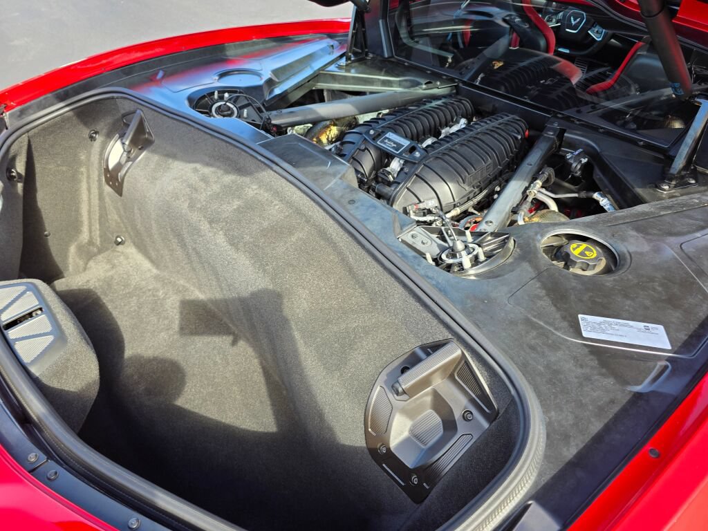 Used 2024 Chevrolet Corvette Z06 RWD image 21