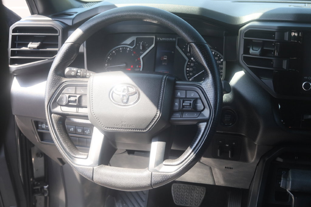 Used 2025 Toyota Tundra SR5 w/ SR5 Convenience Package AWD/4WD image 12