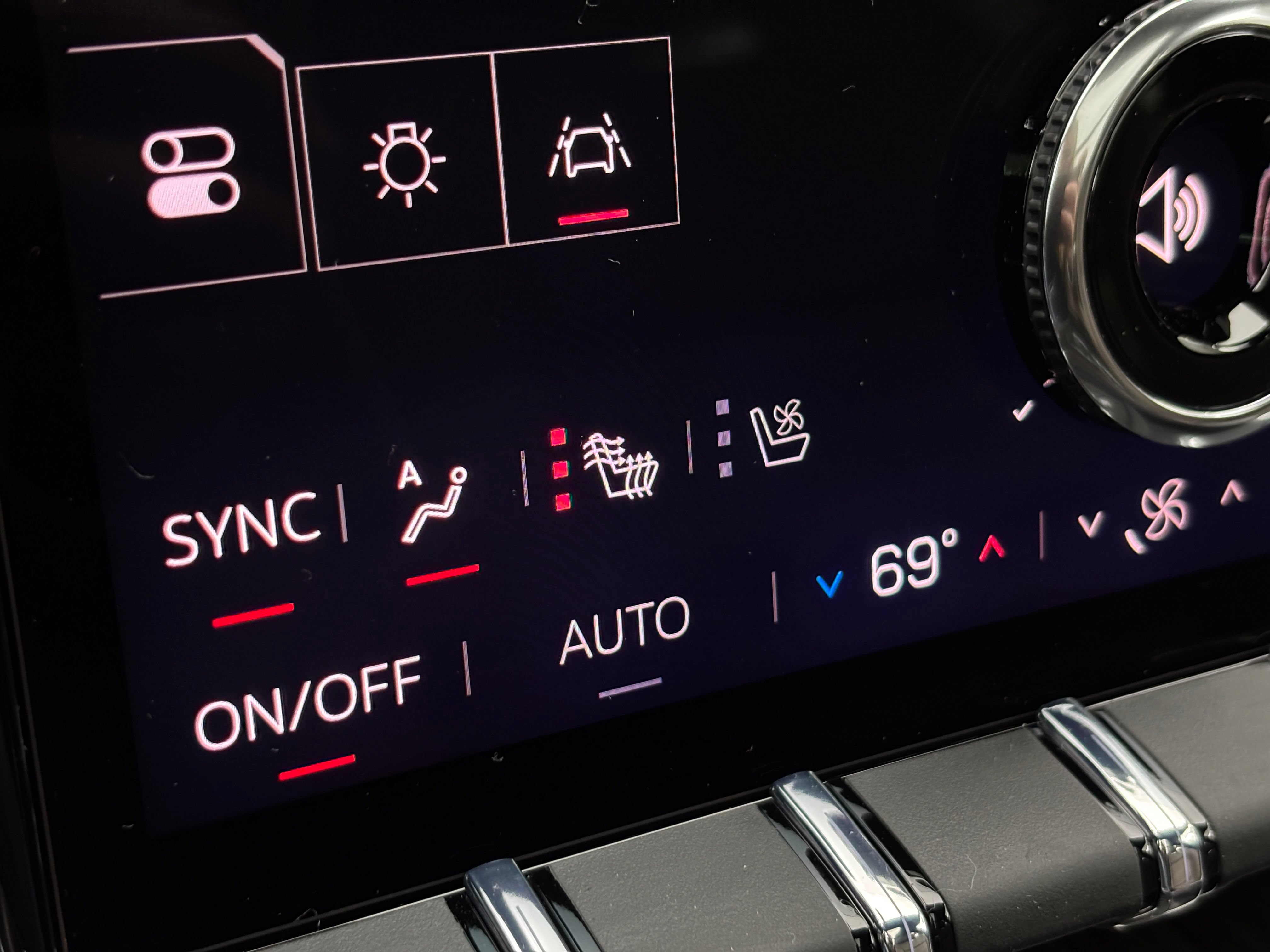New 2027 GMC Acadia Denali Ultimate w/ LPO, Floor Liner Package AWD/4WD image 7
