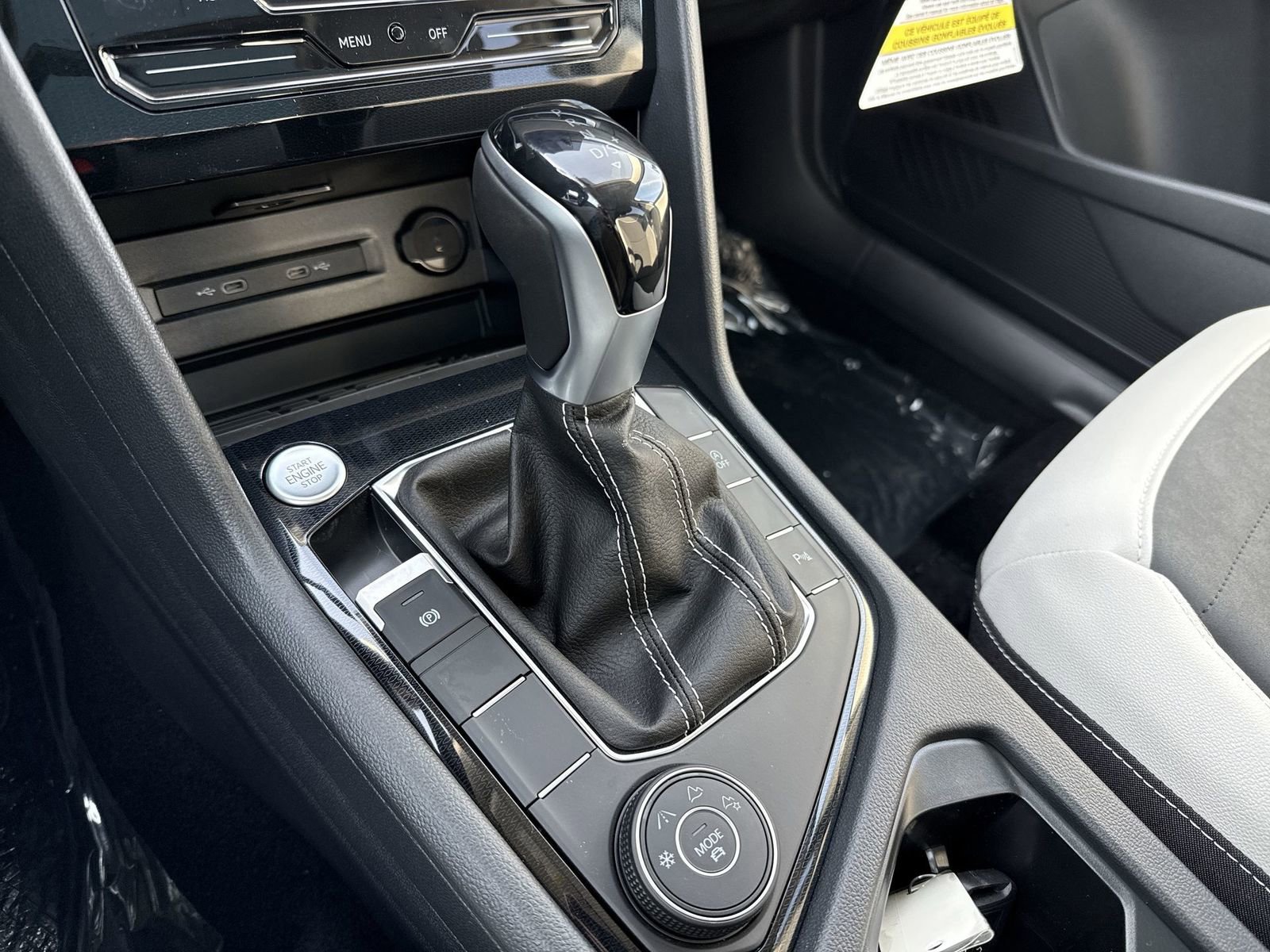 New 2026 Volkswagen Taos SE image 20