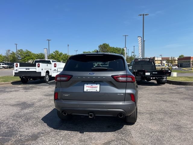 Used 2023 Ford Escape ST-Line Select w/ Tech Pack #2 AWD/4WD image 4
