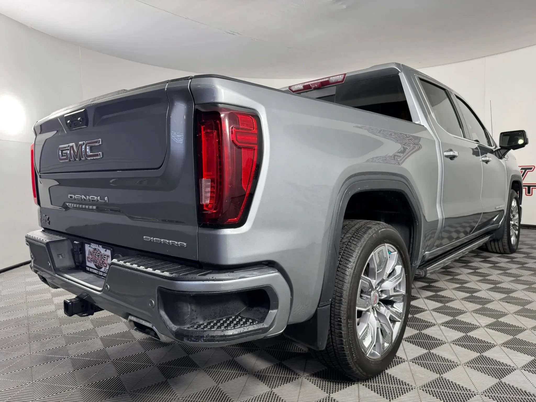 Used 2024 GMC Sierra 1500 Denali w/ Denali Reserve Package AWD/4WD image 30