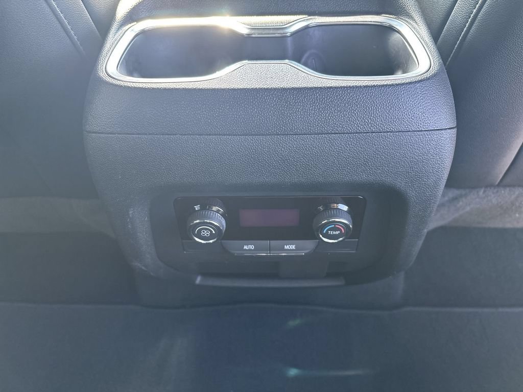 Certified 2024 Chevrolet Traverse Z71 w/ Enhanced Driving Package AWD/4WD image 25