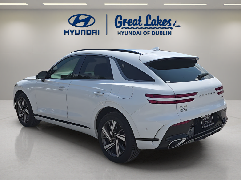 Used 2026 Genesis GV70 3.5T Sport Advanced AWD/4WD image 3