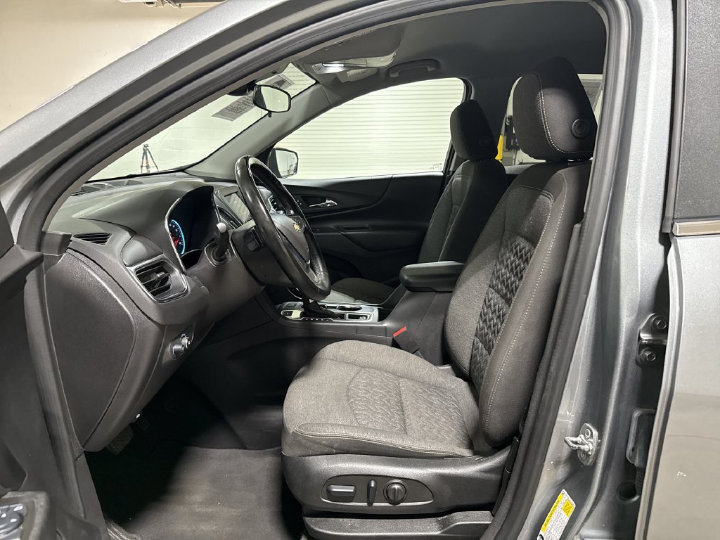Used 2024 Chevrolet Equinox LT AWD/4WD image 19