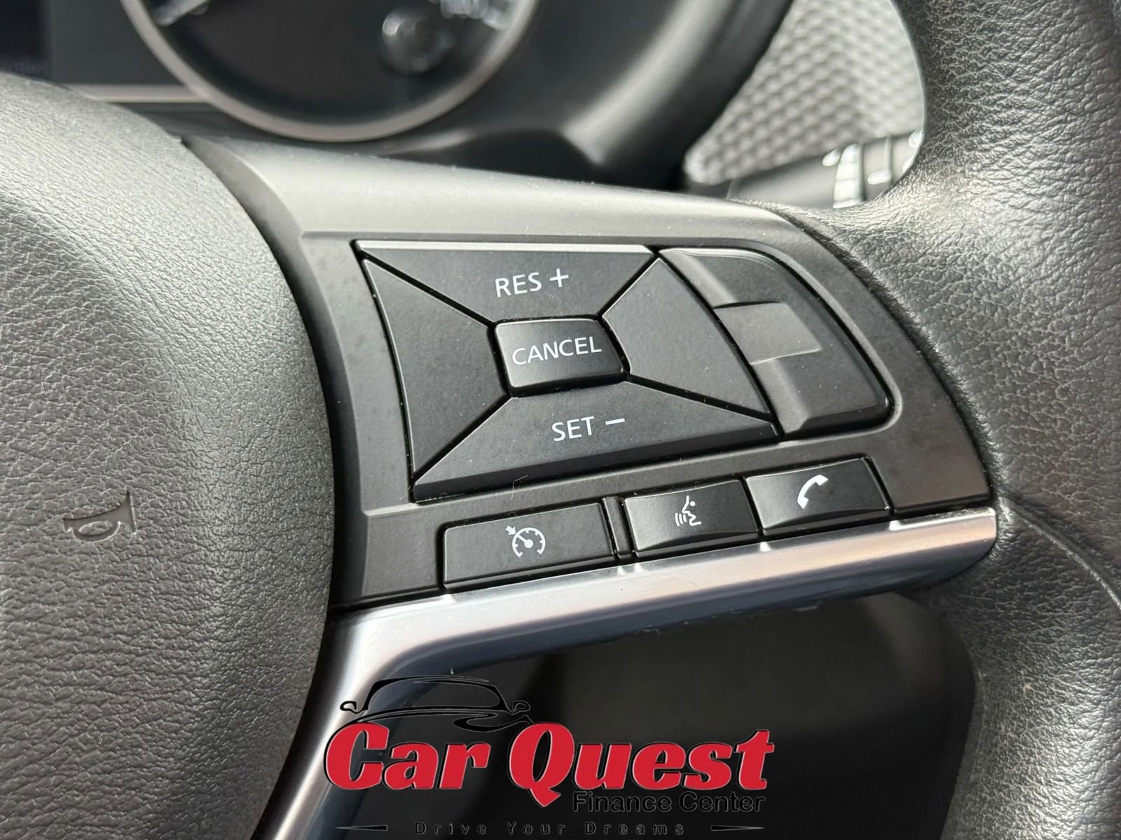 Used 2020 Nissan Kicks SV FWD image 21