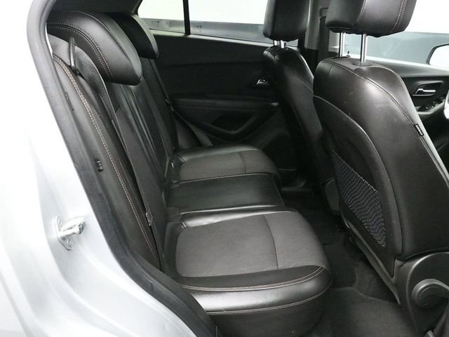 Used 2019 Chevrolet Trax LT w/ LT Convenience Package image 10