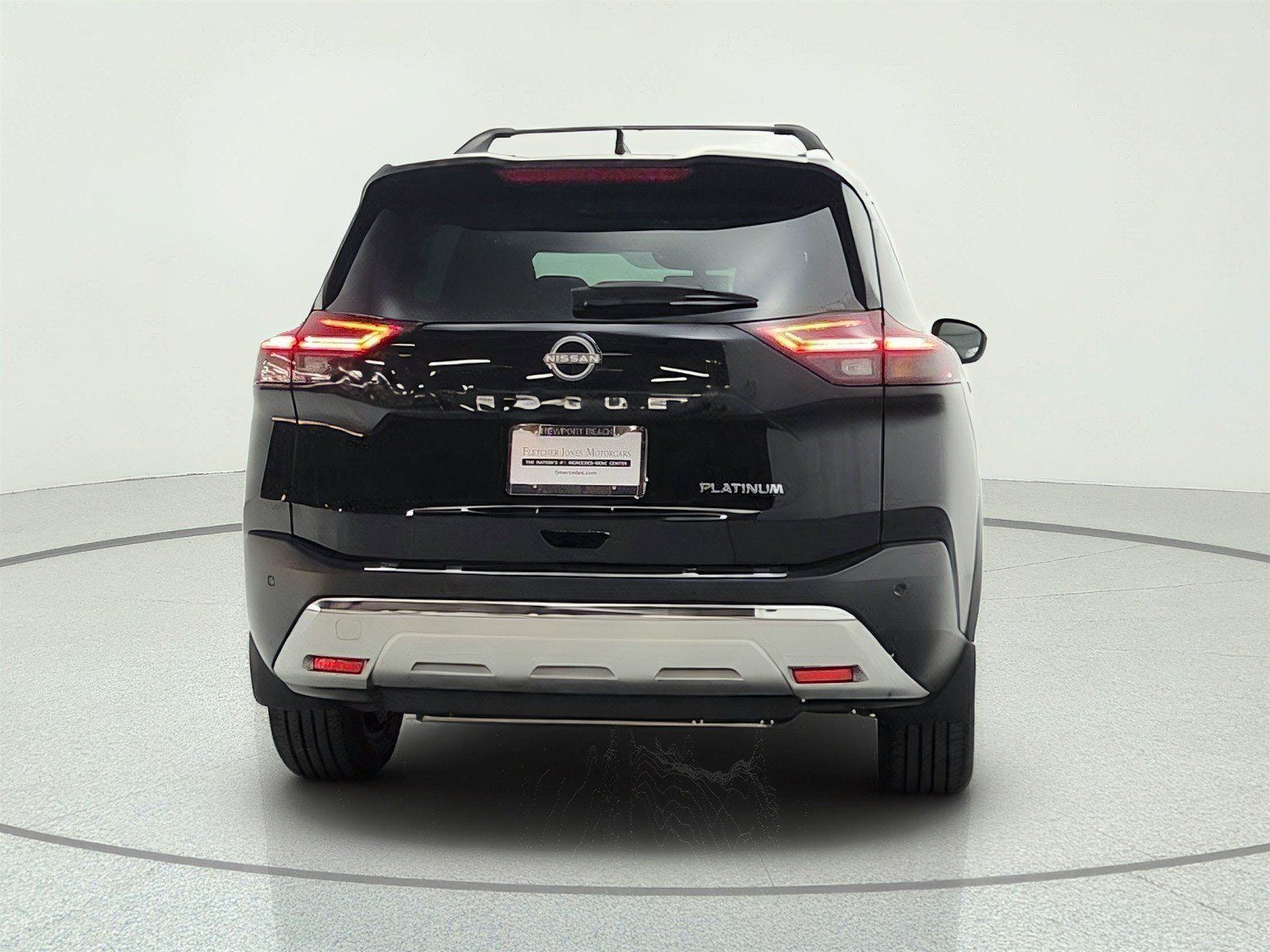 Used 2023 Nissan Rogue Platinum w/ Platinum Premium Package FWD image 6