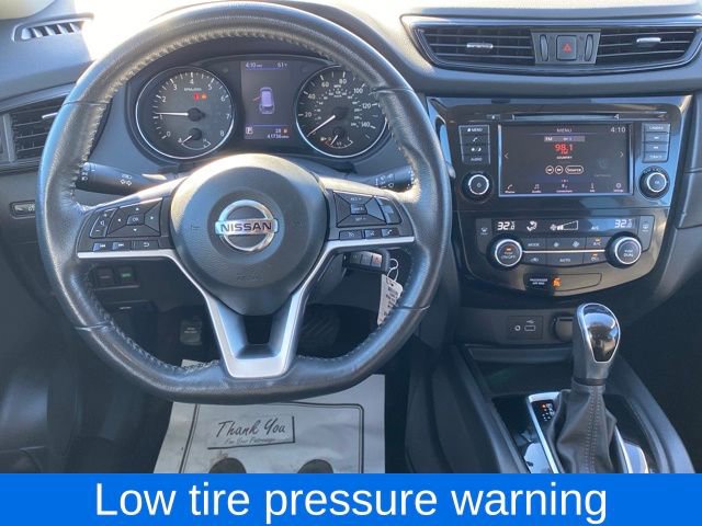 Used 2020 Nissan Rogue SV image 5