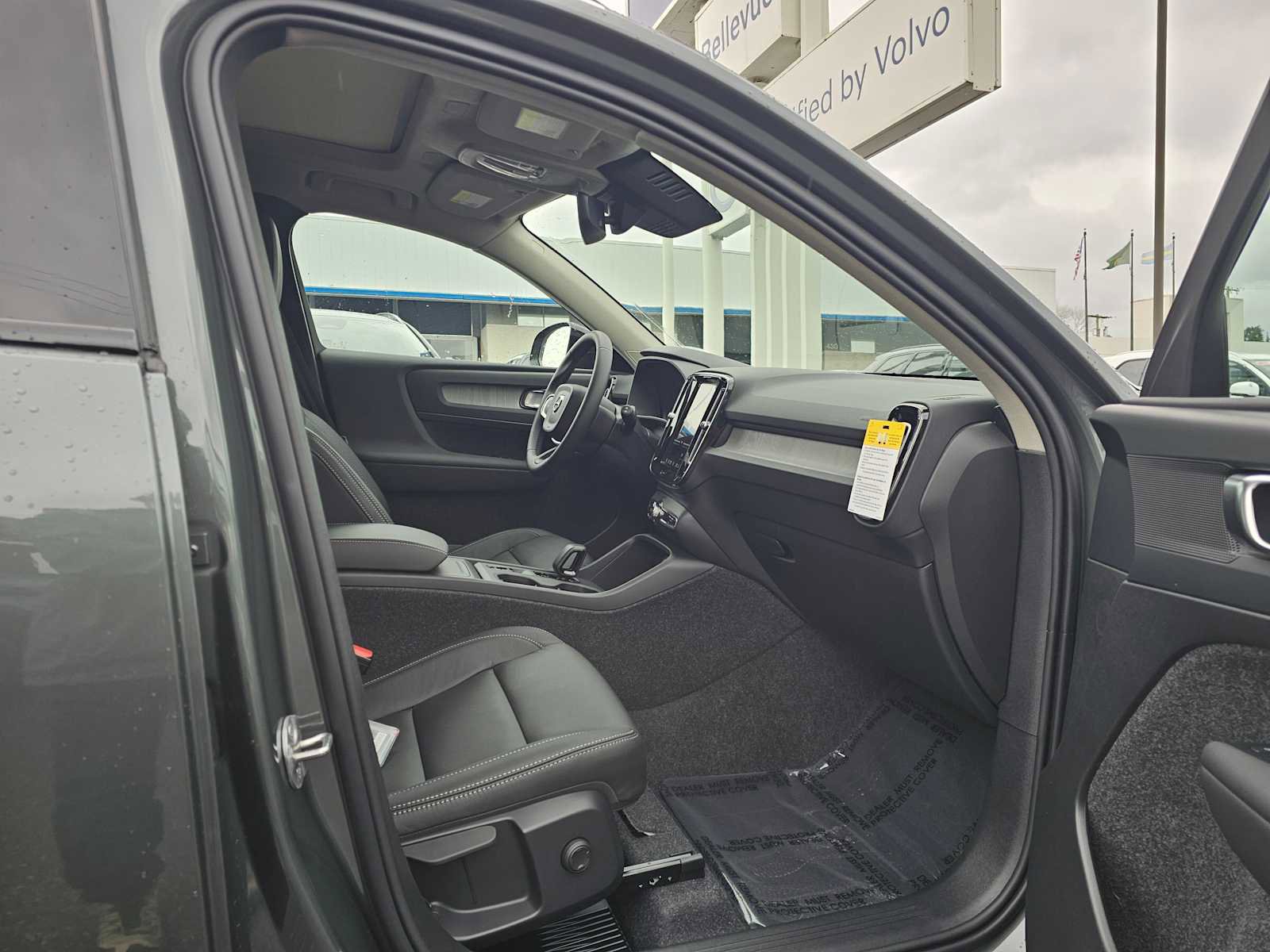 New 2026 Volvo XC40 B5 Core w/ Climate Package image 11