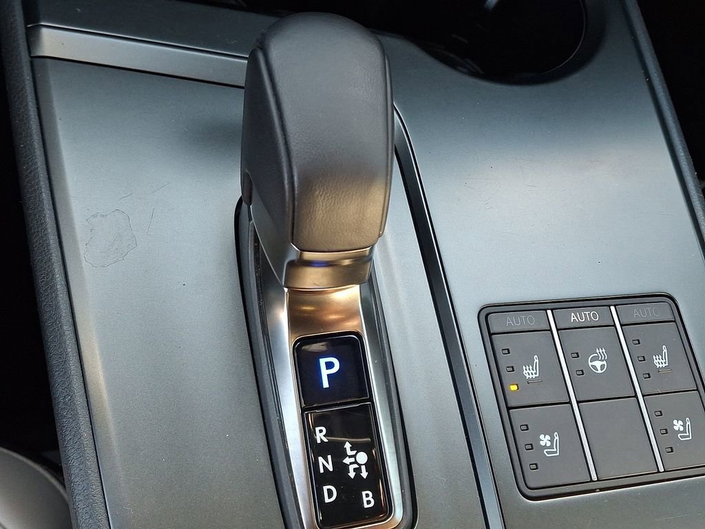 Used 2025 Lexus UX 300h AWD w/ Accessory Package (Z1) image 16