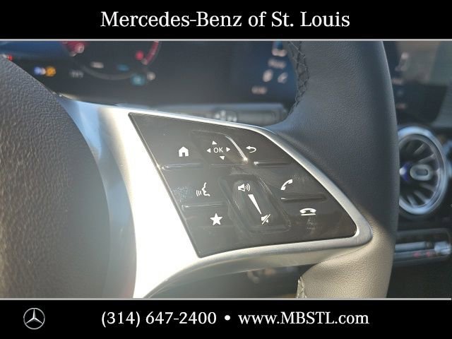 New 2026 Mercedes-Benz GLB 250 4MATIC image 23
