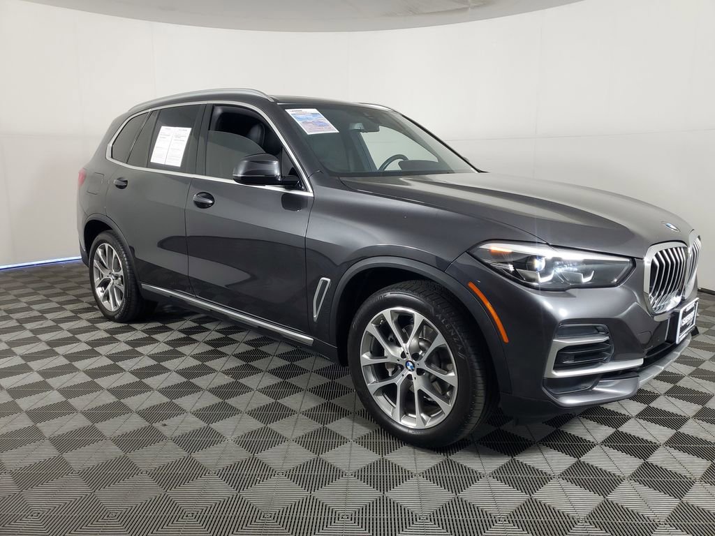 Used 2022 BMW X5 xDrive40i image 2