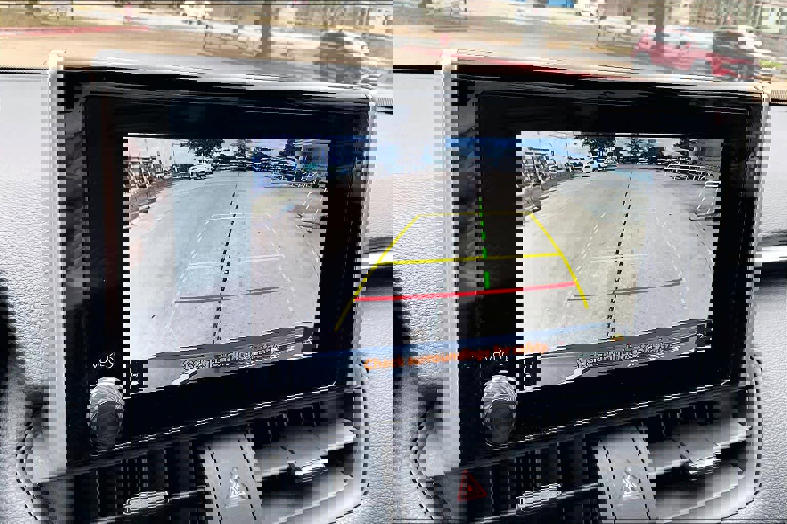 Used 2025 Toyota RAV4 XLE w/ Convenience Package image 25