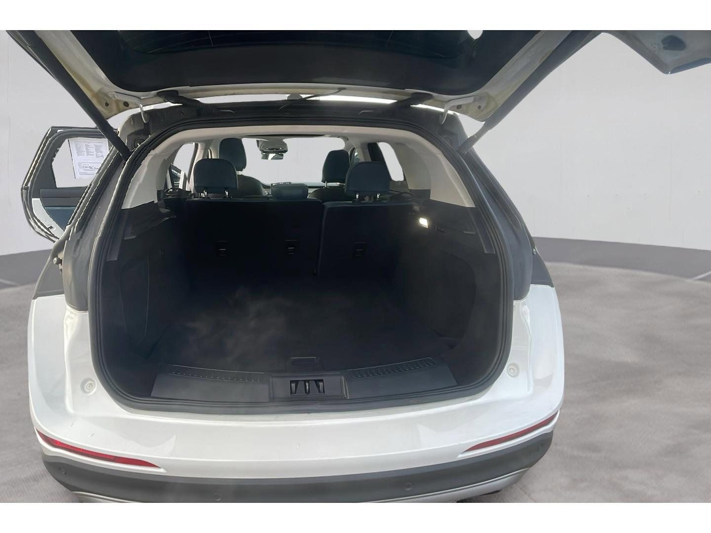 Used 2021 Lincoln Corsair Reserve w/ Equipment Group 201A image 20