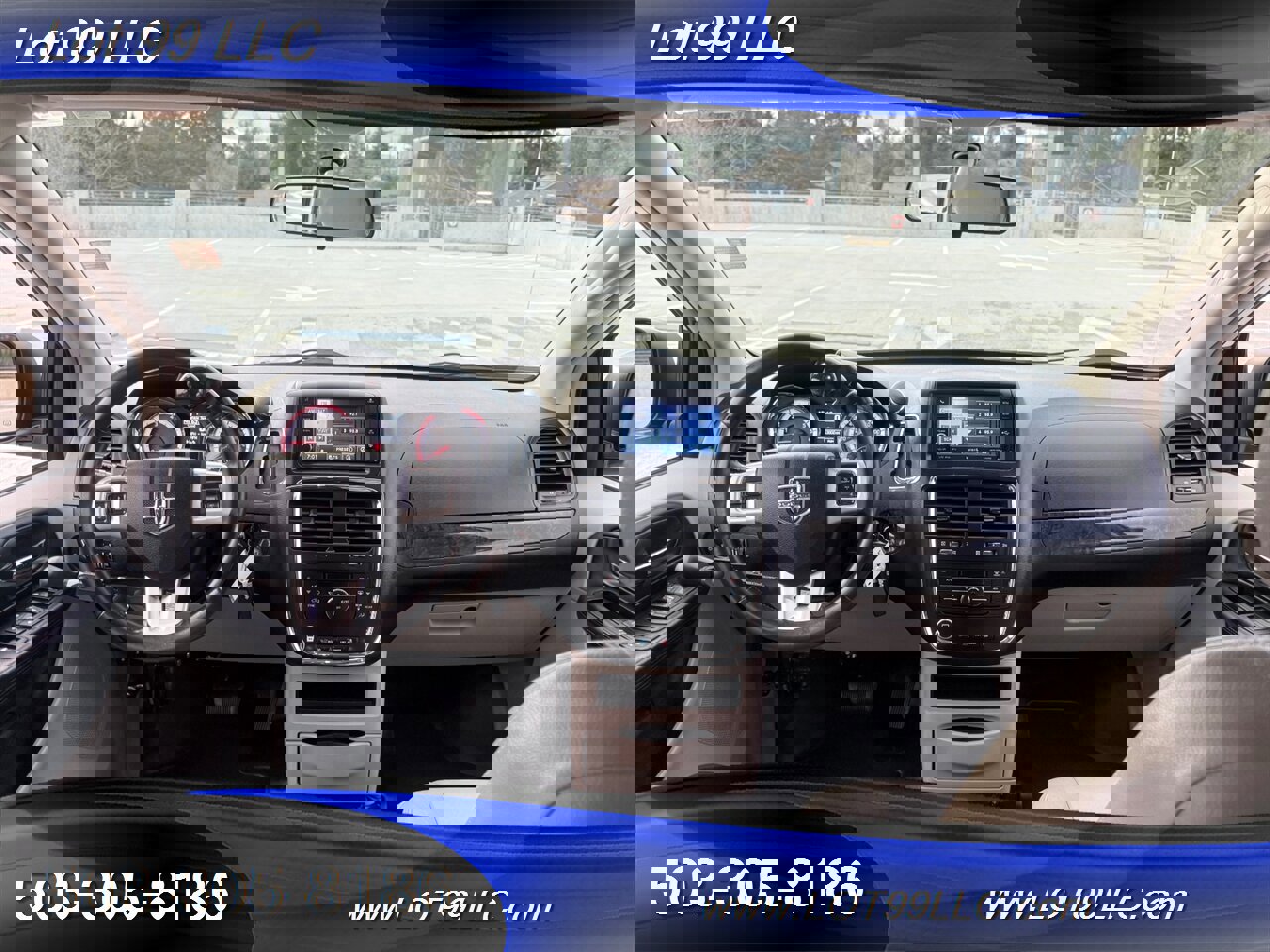 Used 2011 Dodge Grand Caravan Crew image 12