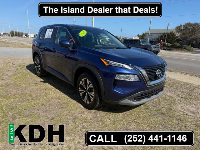 Used 2023 Nissan Rogue SV image 1