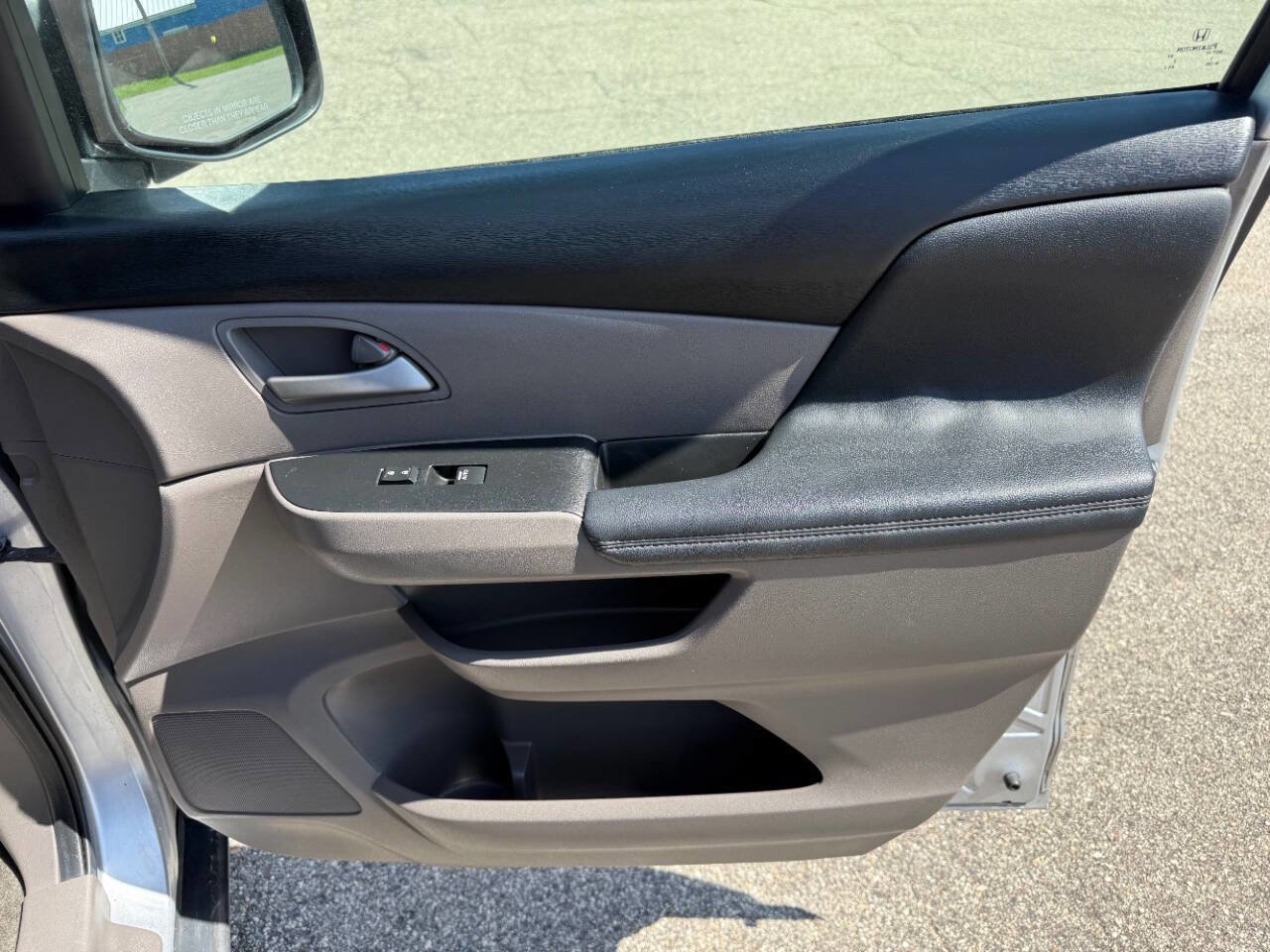 Used 2013 Honda Odyssey LX image 32