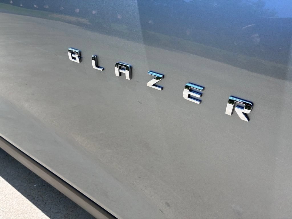 New 2026 Chevrolet Blazer LT w/ Convenience Package FWD image 7