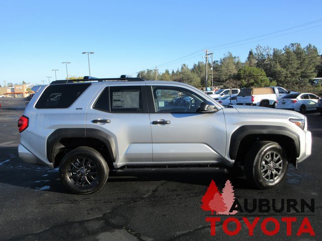 New 2026 Toyota 4Runner SR5 image 2