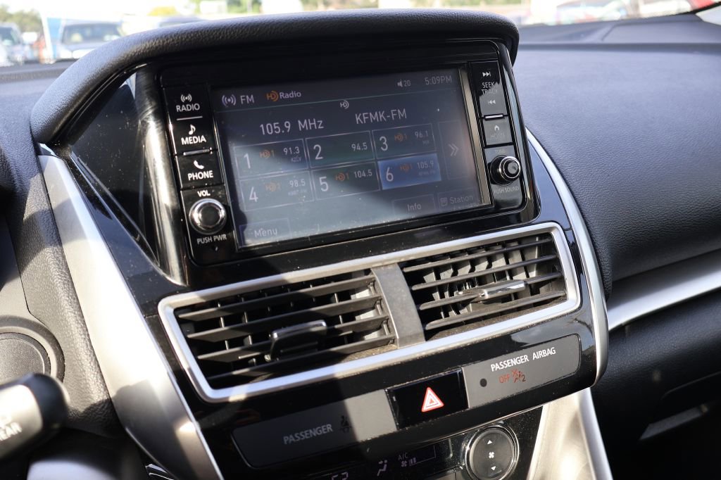 Used 2019 Mitsubishi Eclipse Cross ES FWD image 25