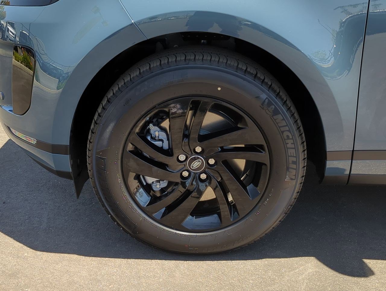 New 2026 Land Rover Range Rover Evoque S image 28