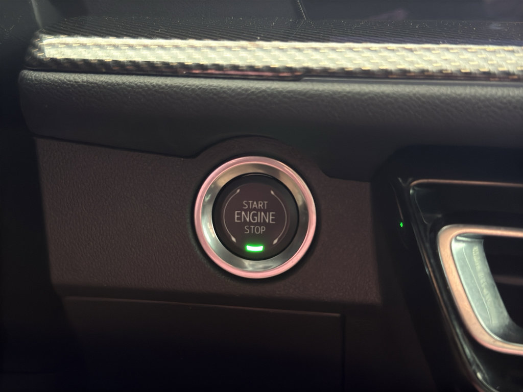 Used 2025 Chevrolet Traverse High Country image 32