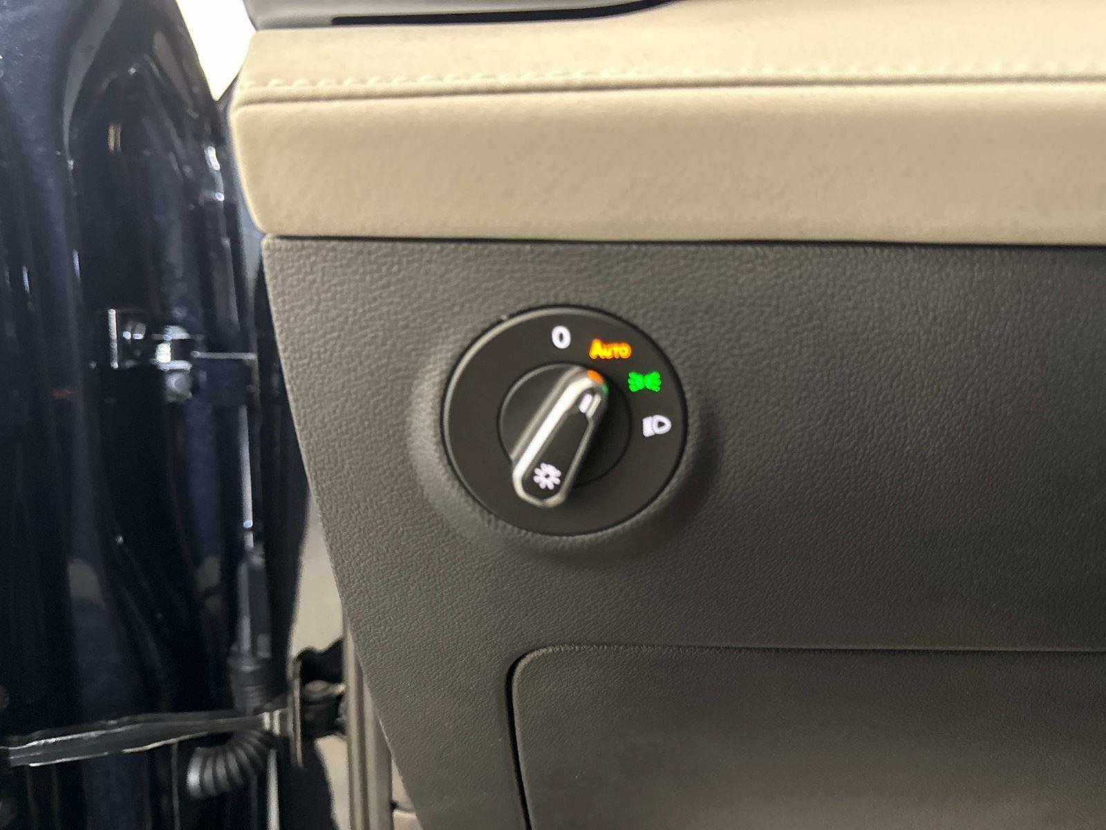 New 2026 Volkswagen Taos SE AWD/4WD image 31