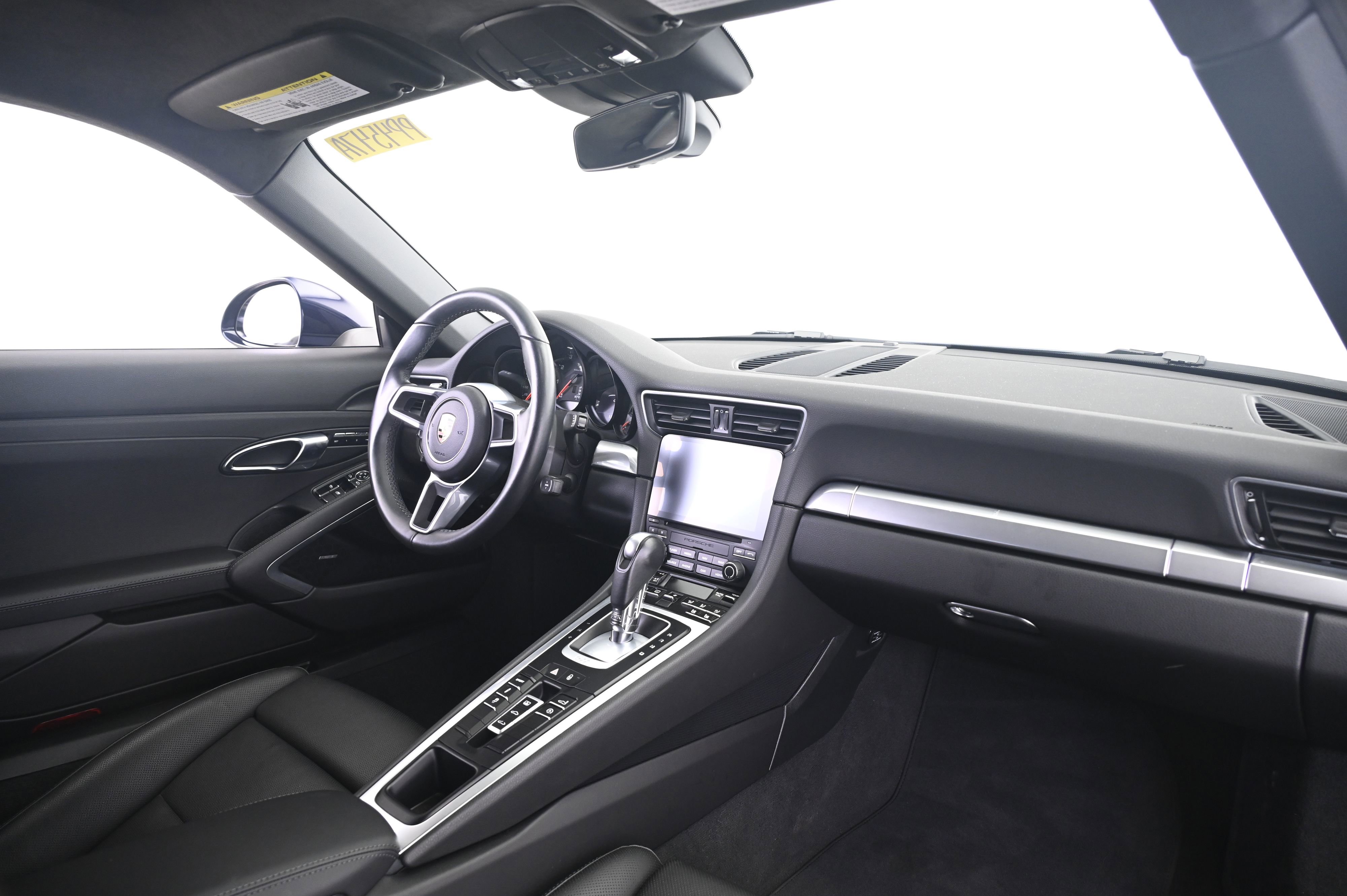 Certified 2019 Porsche 911 Carrera RWD image 18