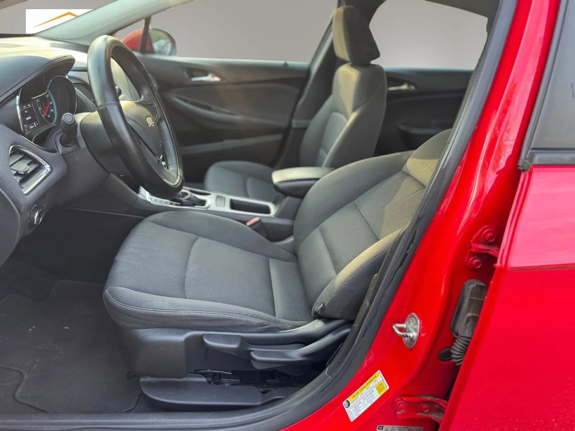 Used 2016 Chevrolet Cruze LS FWD image 12