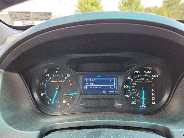 Used 2014 Ford Explorer XLT image 4