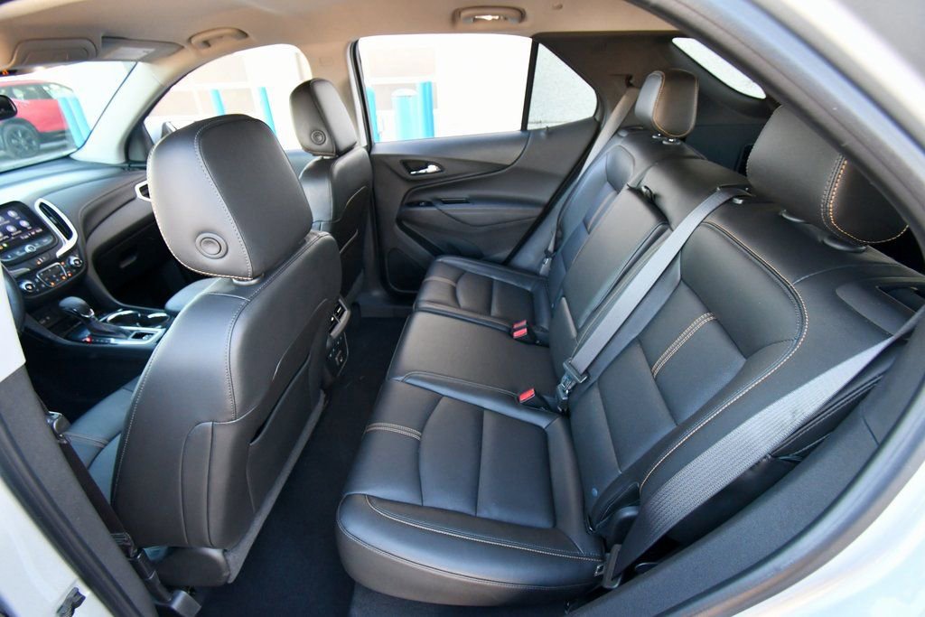 Used 2022 Chevrolet Equinox Premier FWD image 16
