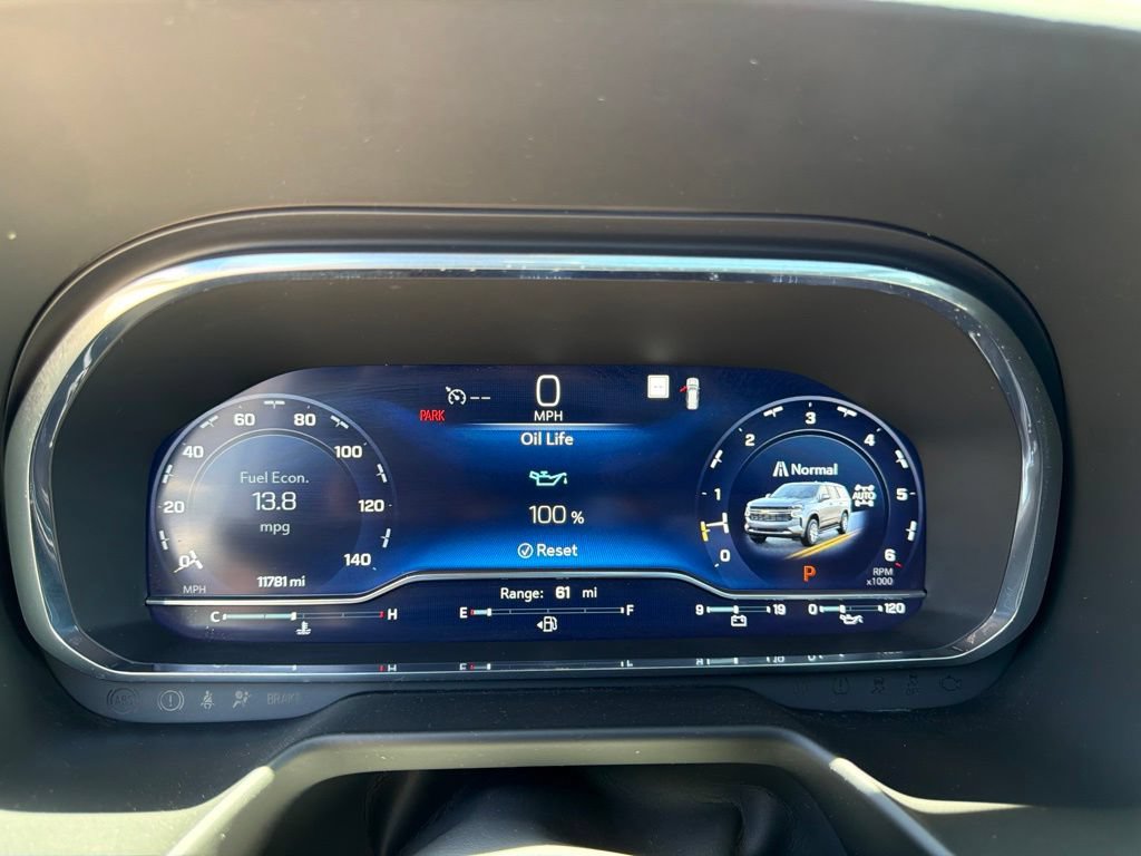 Used 2022 Chevrolet Tahoe RST w/ Sport Performance Package AWD/4WD image 30