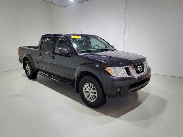 Used 2019 Nissan Frontier SV image 2