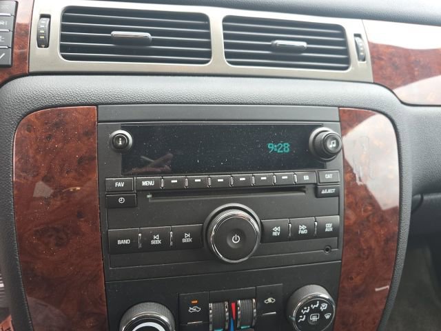 Used 2013 Chevrolet Avalanche LS RWD image 19