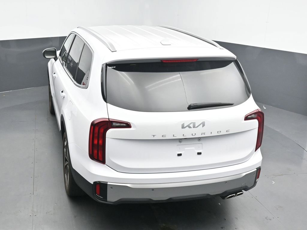Used 2024 Kia Telluride S image 15