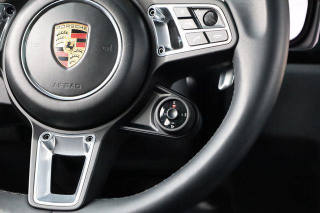 Used 2023 Porsche Cayenne Turbo AWD/4WD image 33
