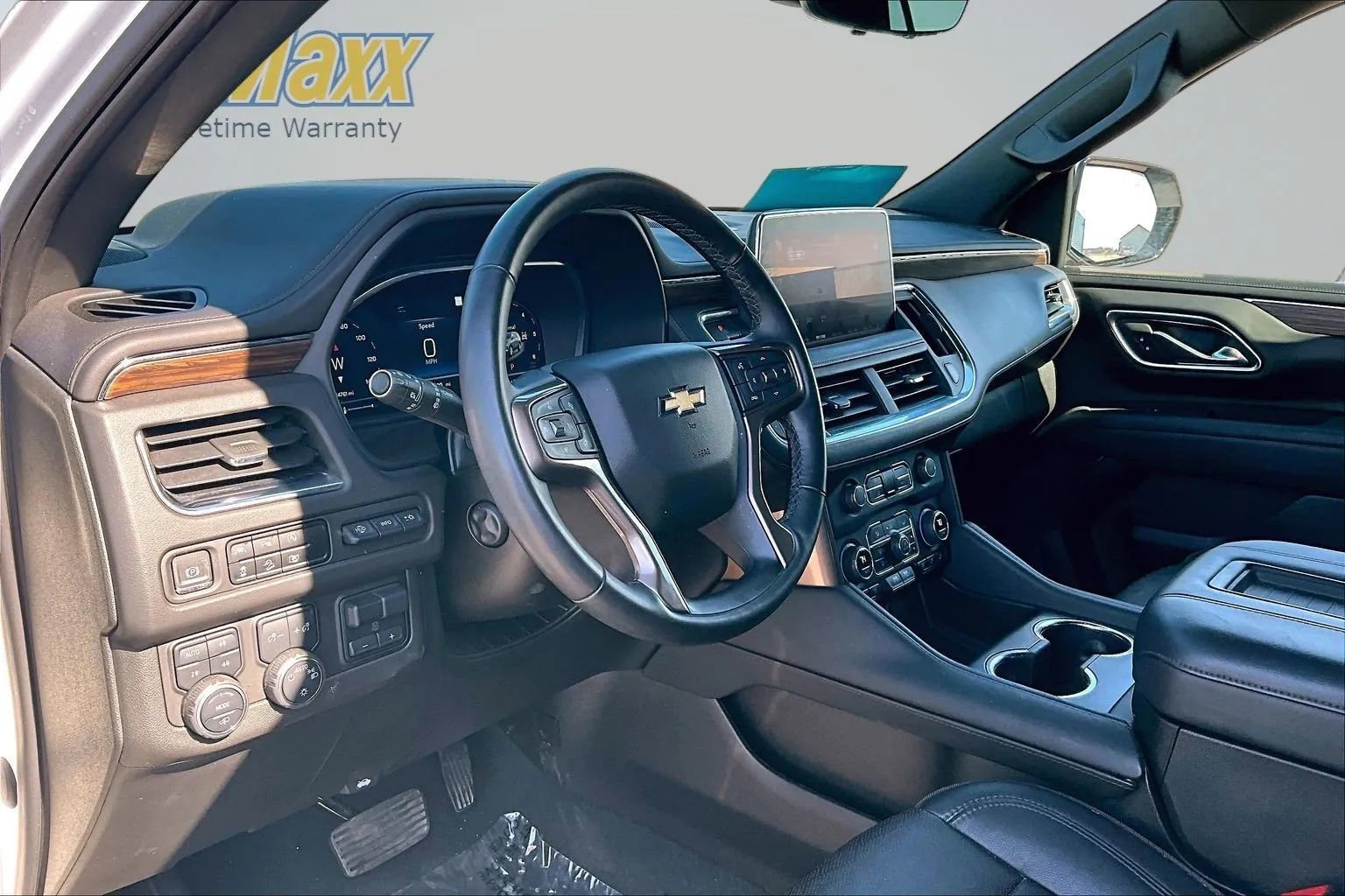 Used 2023 Chevrolet Tahoe High Country AWD/4WD image 21