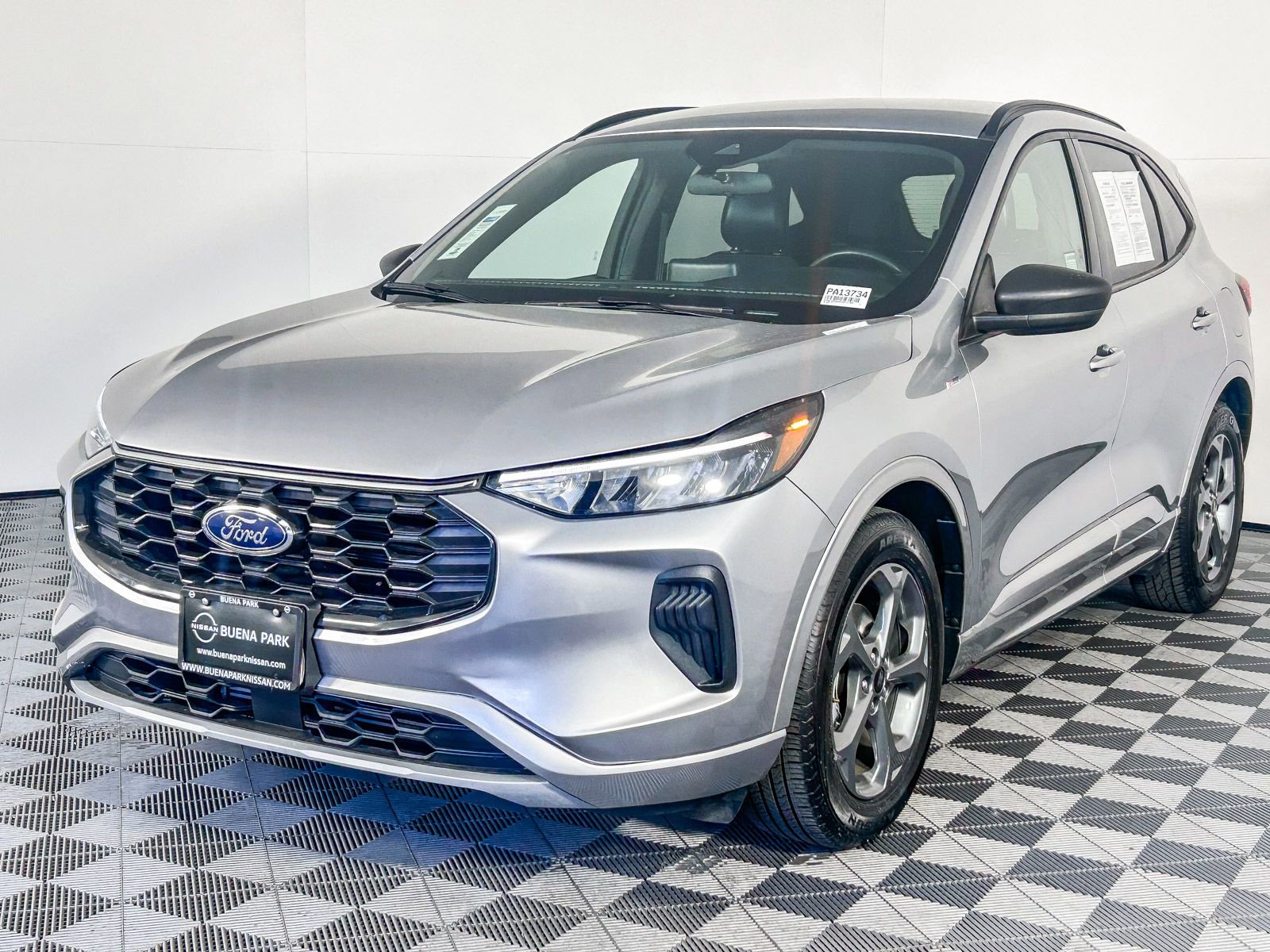 Used 2024 Ford Escape ST-Line image 3