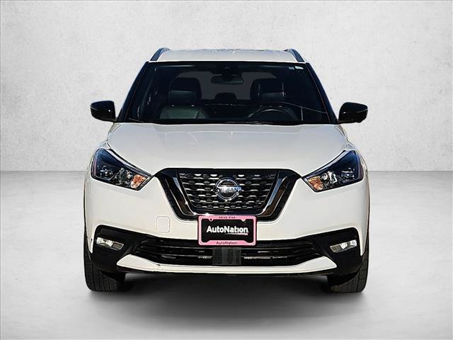 Used 2020 Nissan Kicks SR w/ SR Premium Package FWD image 2