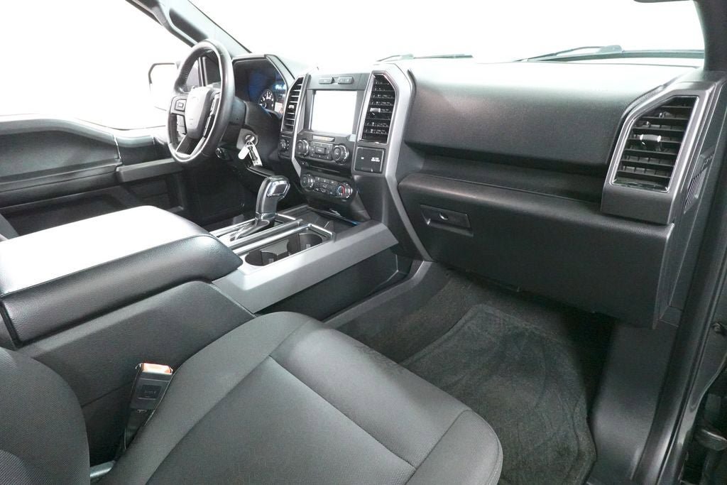Used 2018 Ford F150 XLT w/ Equipment Group 302A Luxury AWD/4WD image 33