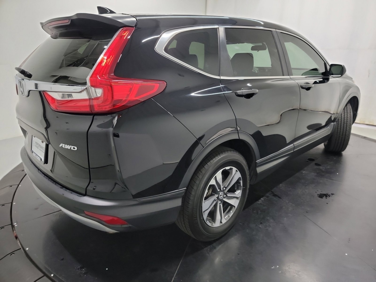 Used 2019 Honda CR-V LX image 9