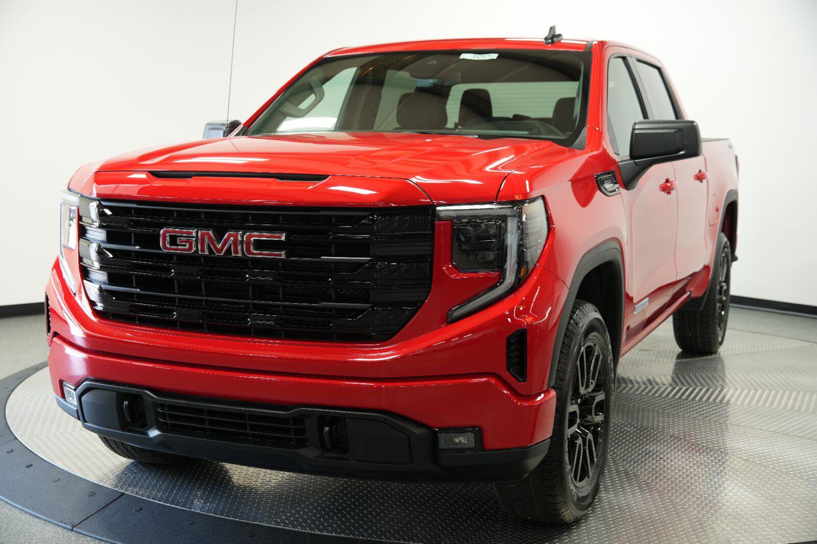 New 2026 GMC Sierra 1500 Elevation AWD/4WD image 4