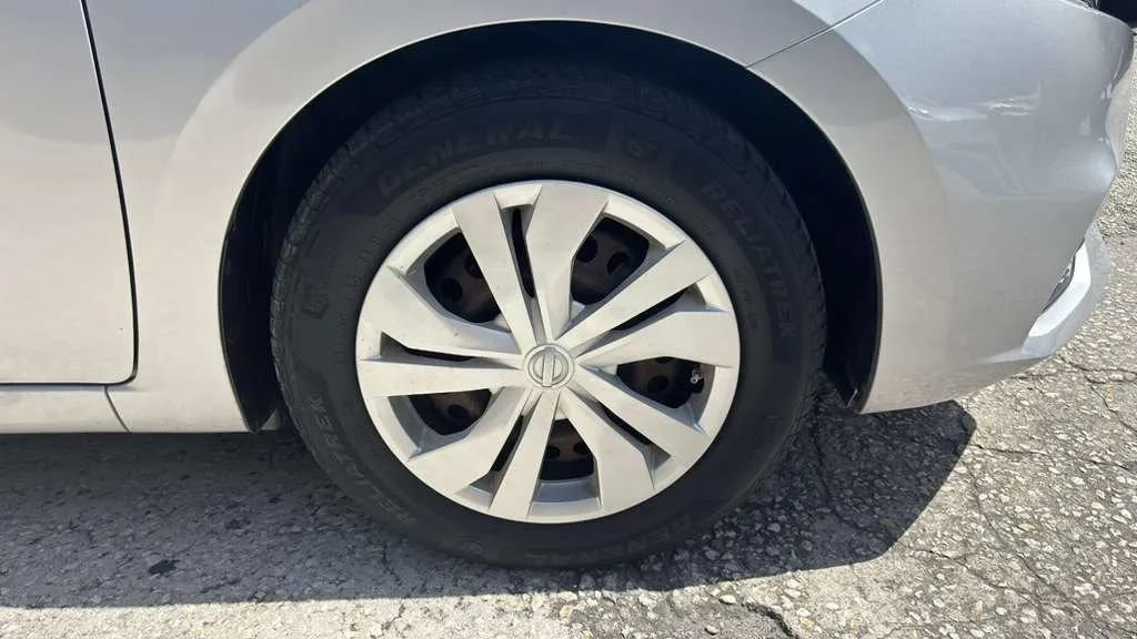 Used 2020 Nissan Versa S FWD image 24
